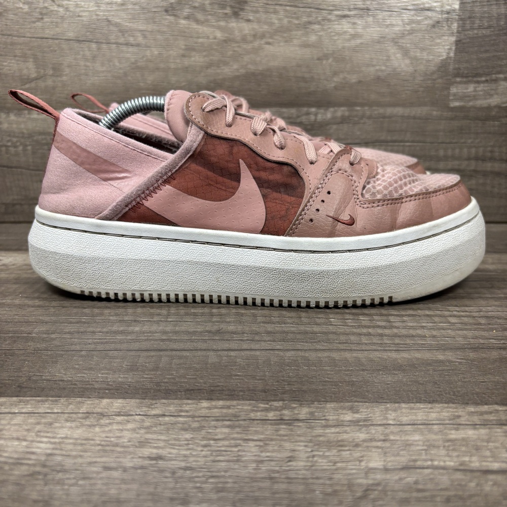 Nike Court Vision Alta Platform Pink Womens US Size 9 CW6536-600 Sneakers